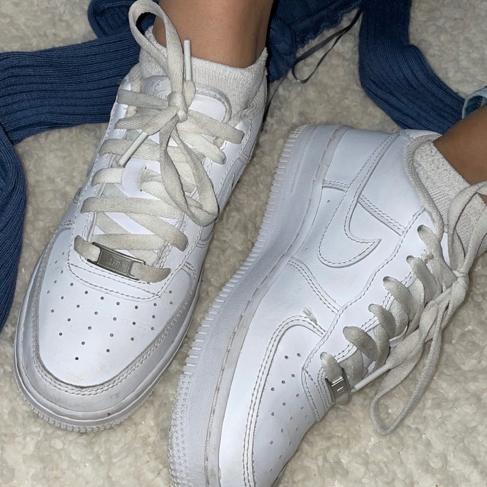 These are the White Airforces In size 4 got ‘em like 2 weeks ago
